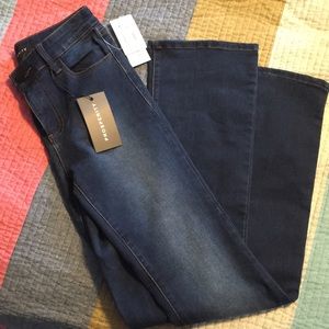 NWT Prosperity Brian Bootcut Jean 2/26